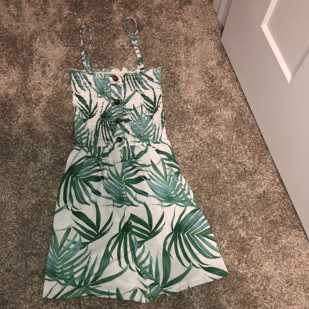 Green leaves romper